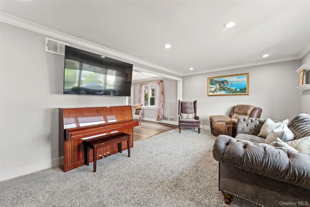 78 Tuckahoe Avenue, Eastchester, NY 10709 — photo 5