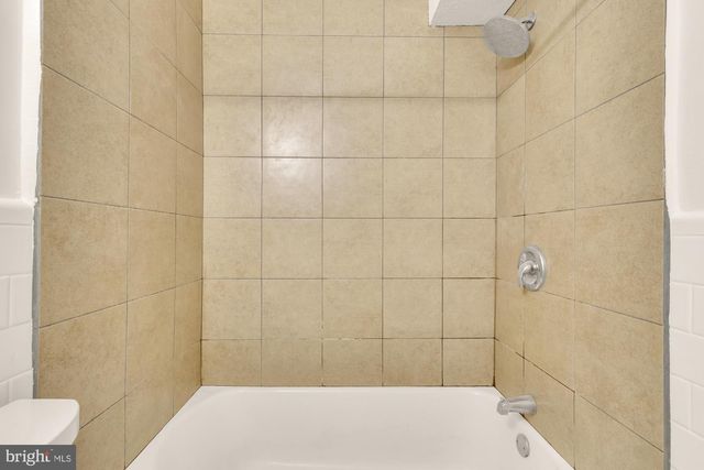 1105 16TH ST NE, Washington, DC 20002