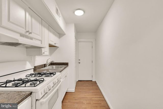 1105 16TH ST NE, Washington, DC 20002