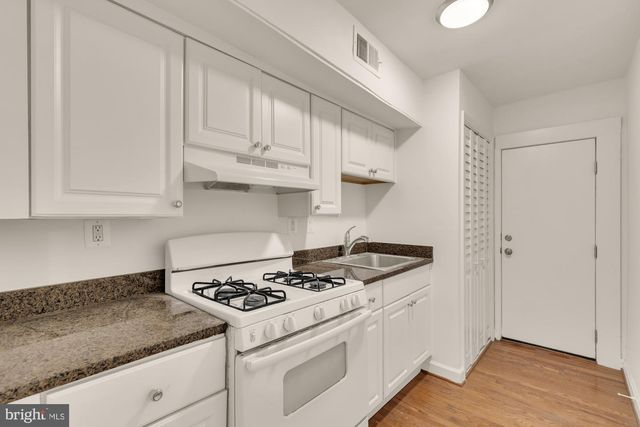 1105 16TH ST NE, Washington, DC 20002