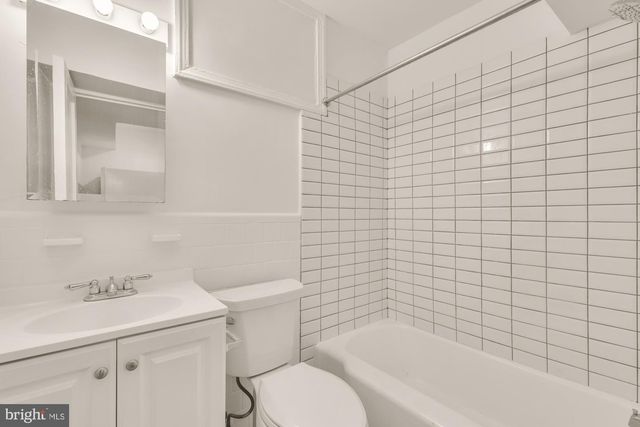 1105 16TH ST NE, Washington, DC 20002