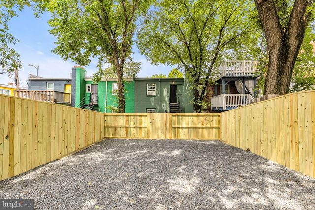 1105 16TH ST NE, Washington, DC 20002