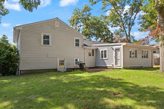 11 Imrie St, Randolph, MA 02368