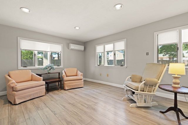 11 Imrie St, Randolph, MA 02368