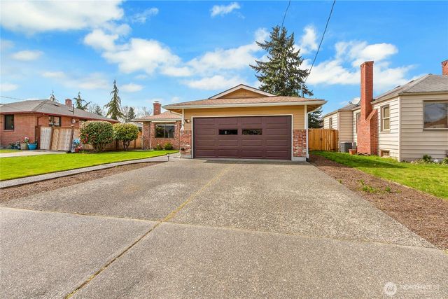 314 Alder Avenue, Sumner, WA 98390