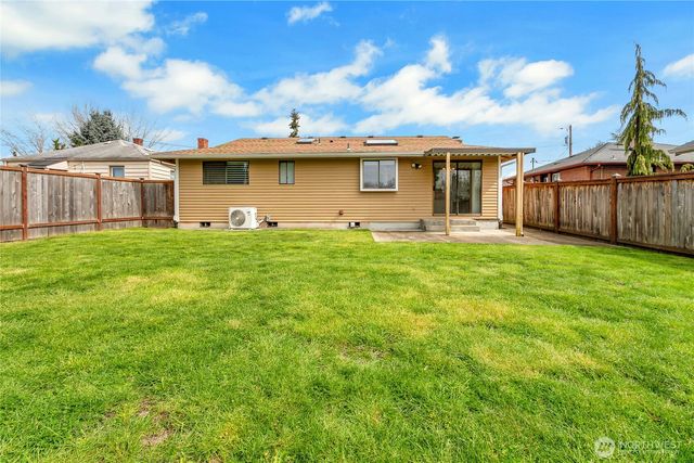 314 Alder Avenue, Sumner, WA 98390