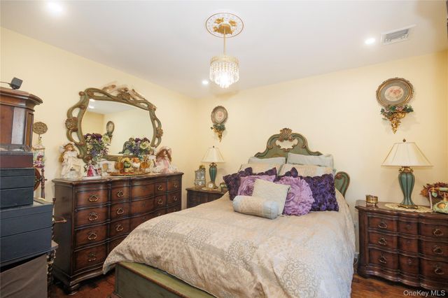 1715 Hering Avenue, Bronx, NY 10461