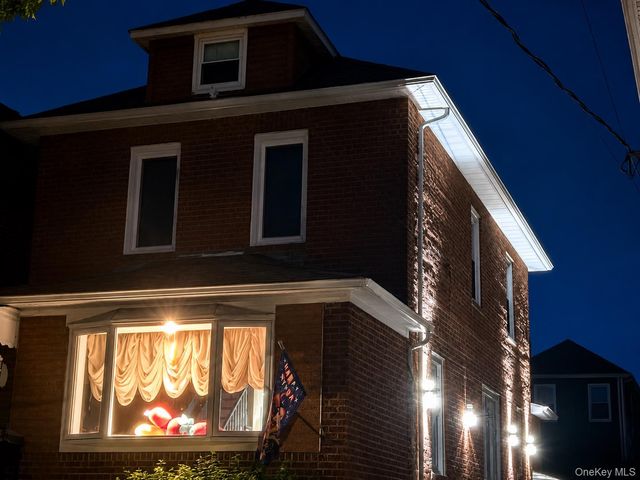 1715 Hering Avenue, Bronx, NY 10461