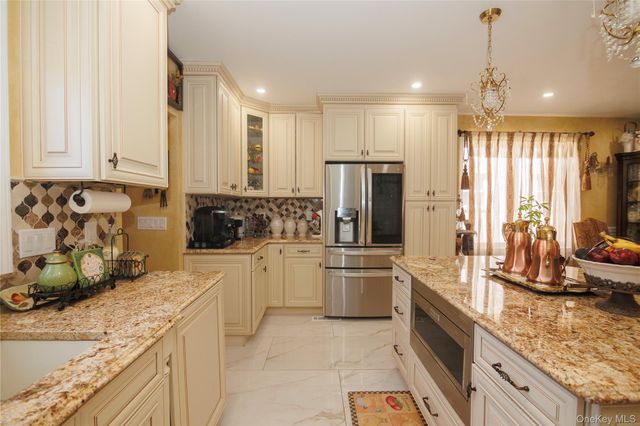 1715 Hering Avenue, Bronx, NY 10461