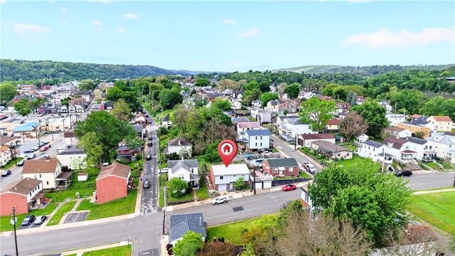 705 14th St., New Brighton, PA 15066