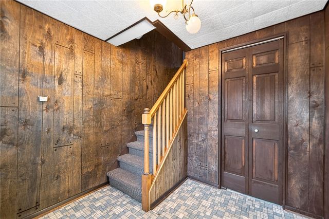705 14th St., New Brighton, PA 15066