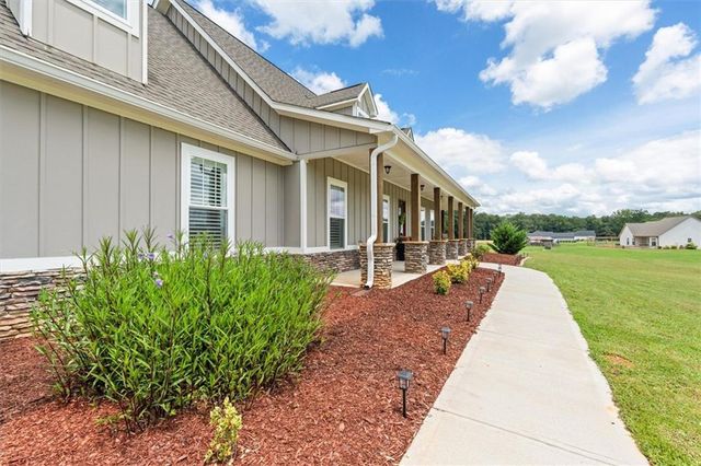 1303 Sandhill Hickory Level Road, Carrollton, GA 30116