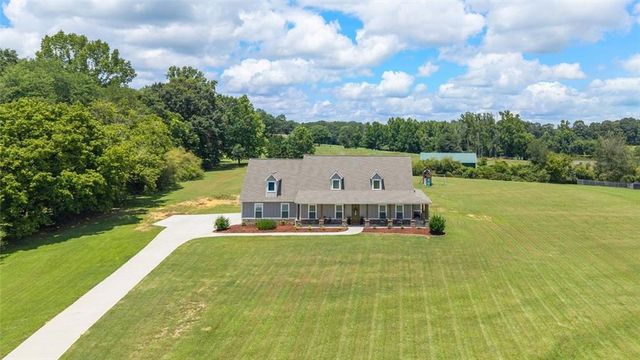 1303 Sandhill Hickory Level Road, Carrollton, GA 30116