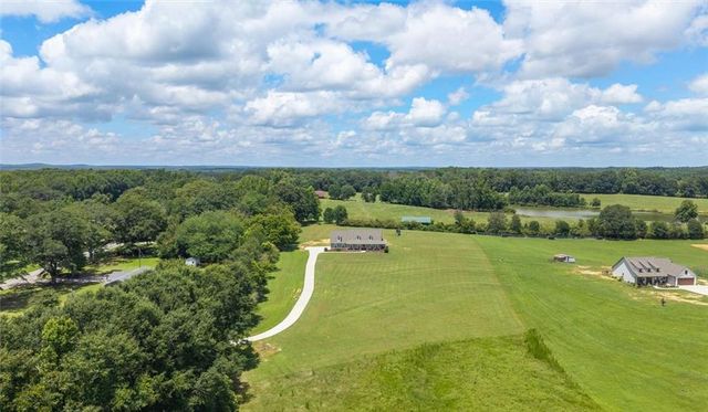 1303 Sandhill Hickory Level Road, Carrollton, GA 30116