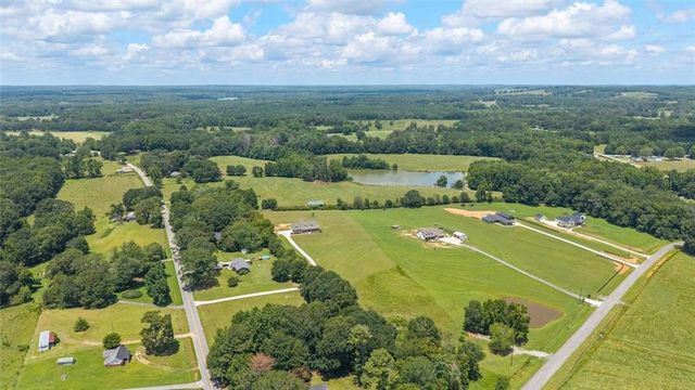 1303 Sandhill Hickory Level Road, Carrollton, GA 30116