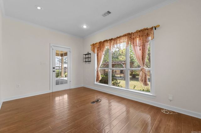 57 Ouachita Drive, Maumelle, AR 72113