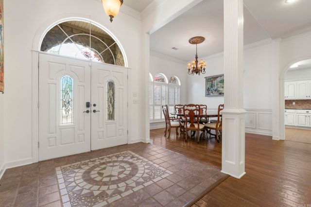 57 Ouachita Drive, Maumelle, AR 72113