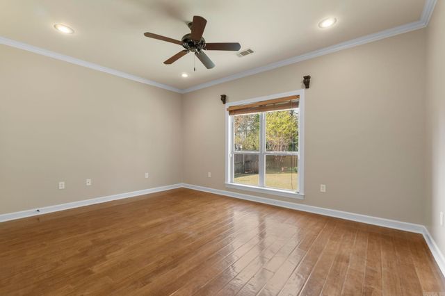 57 Ouachita Drive, Maumelle, AR 72113