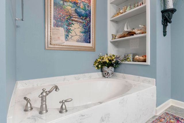 57 Ouachita Drive, Maumelle, AR 72113