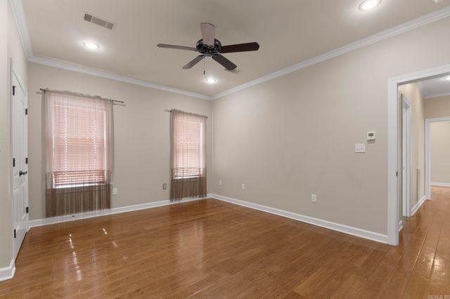 57 Ouachita Drive, Maumelle, AR 72113