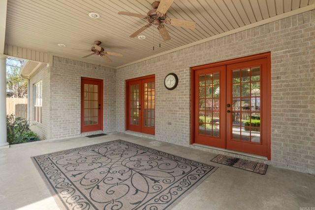 57 Ouachita Drive, Maumelle, AR 72113