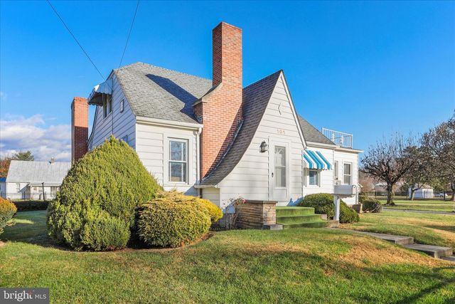 101 BURR ST, Moorefield, WV 26836