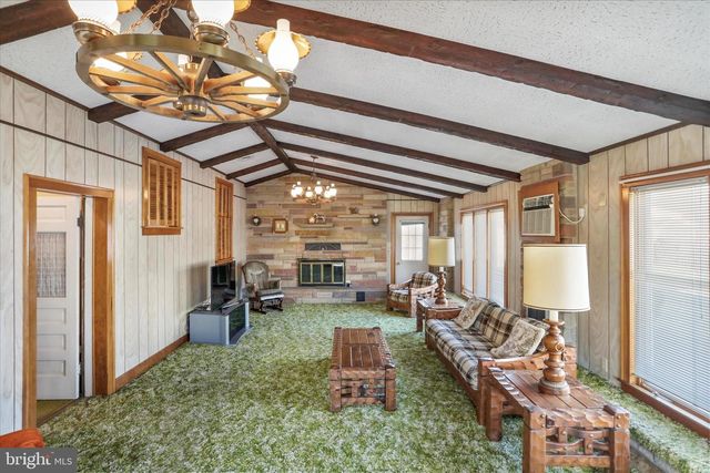 101 BURR ST, Moorefield, WV 26836