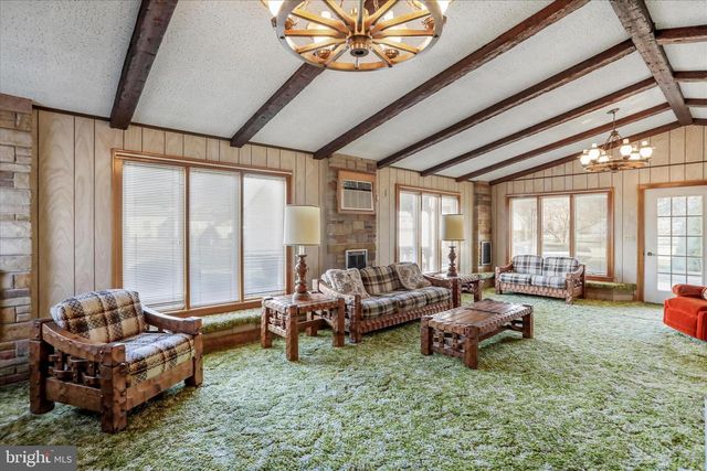 101 BURR ST, Moorefield, WV 26836