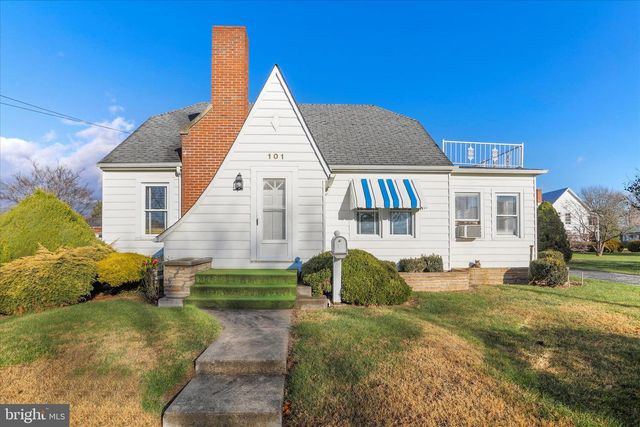 101 BURR ST, Moorefield, WV 26836