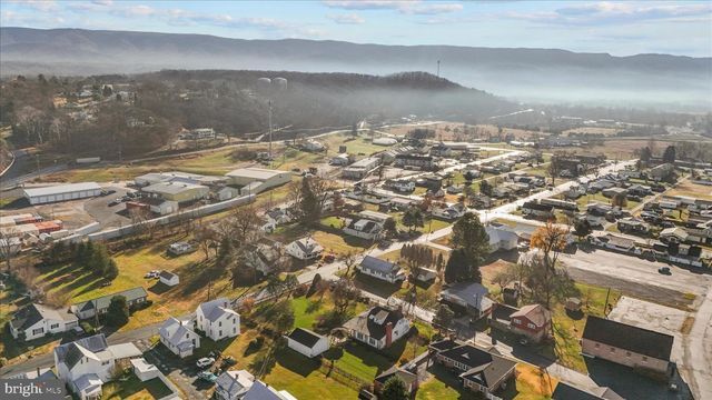 101 BURR ST, Moorefield, WV 26836