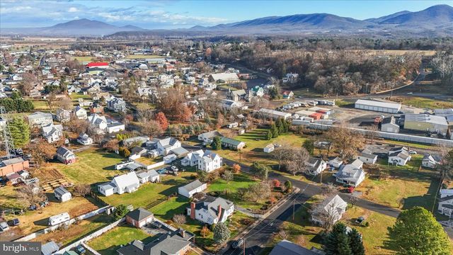 101 BURR ST, Moorefield, WV 26836