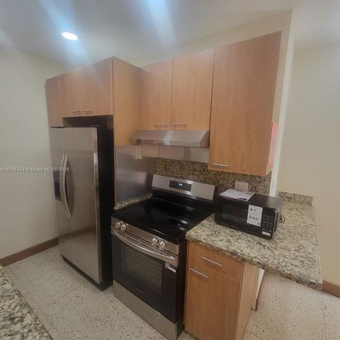 7400 Harding Ave 15, Miami Beach, FL 33141