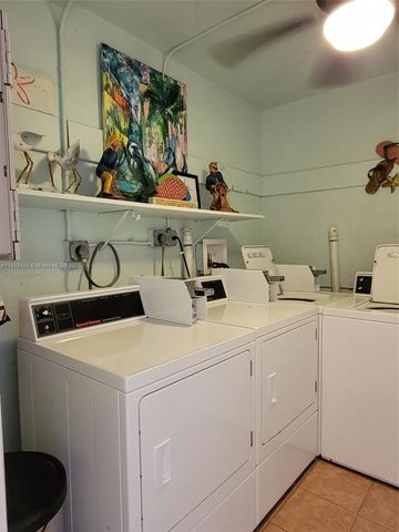 7400 Harding Ave 15, Miami Beach, FL 33141