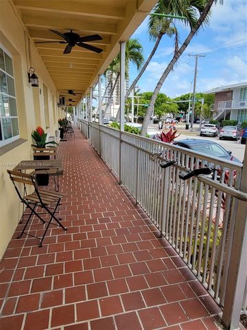 7400 Harding Ave 15, Miami Beach, FL 33141