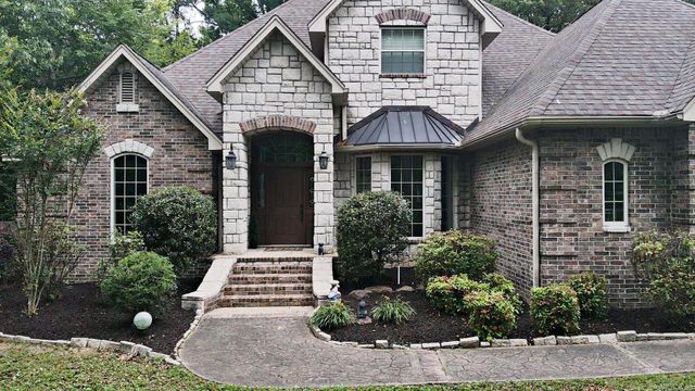 111 Apple Blossom Drive, Arkadelphia, AR 71923