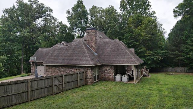 111 Apple Blossom Drive, Arkadelphia, AR 71923