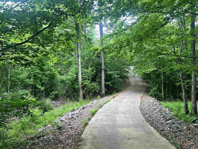111 Apple Blossom Drive, Arkadelphia, AR 71923