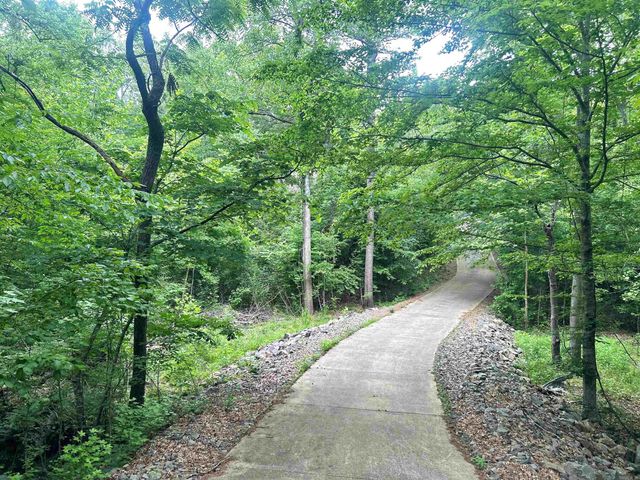111 Apple Blossom Drive, Arkadelphia, AR 71923