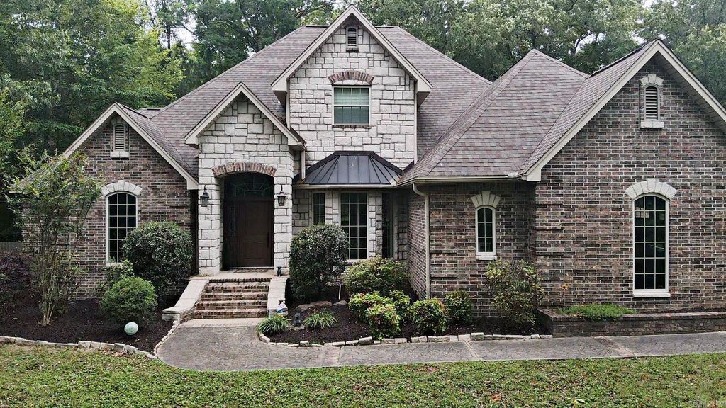 111 Apple Blossom Drive, Arkadelphia, AR 71923