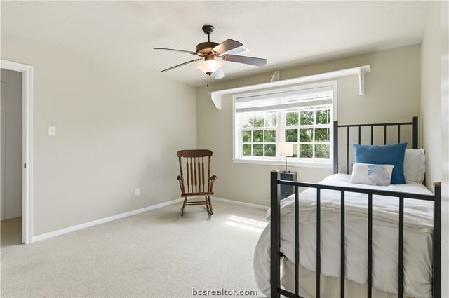 704 Canterbury Drive, College Station, TX 77845
