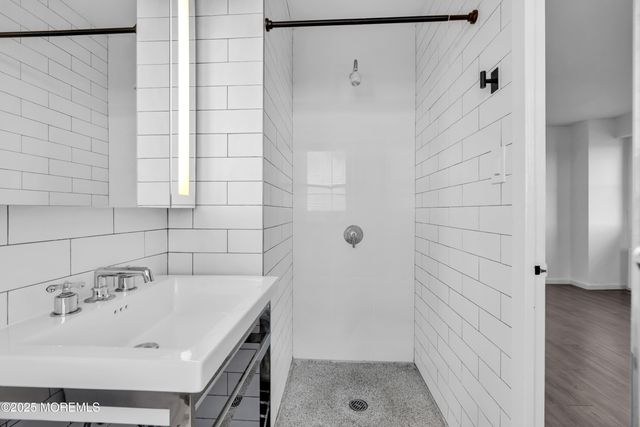 10 Ocean Boulevard 2D, Atlantic Highlands, NJ 07716