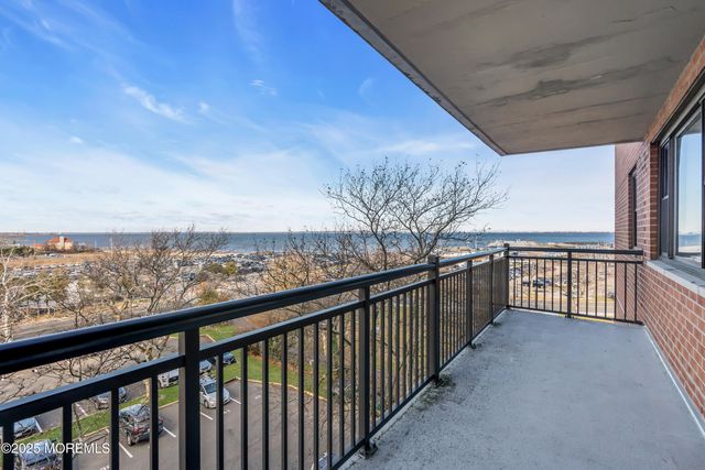 10 Ocean Boulevard 2D, Atlantic Highlands, NJ 07716