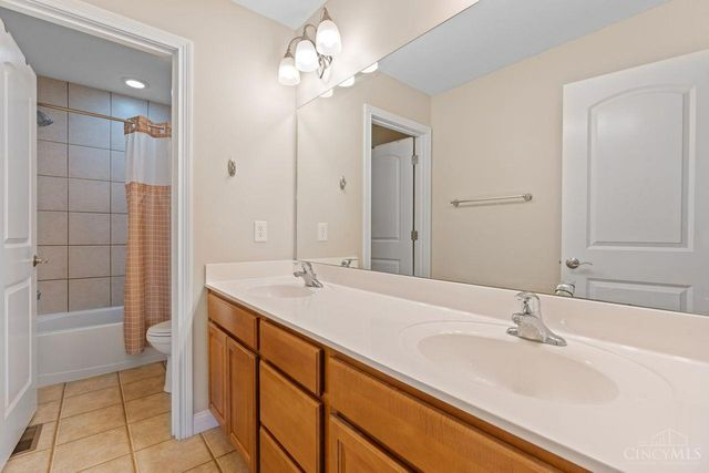 8016 Acorn Trail, Hamilton Twp, OH 45039