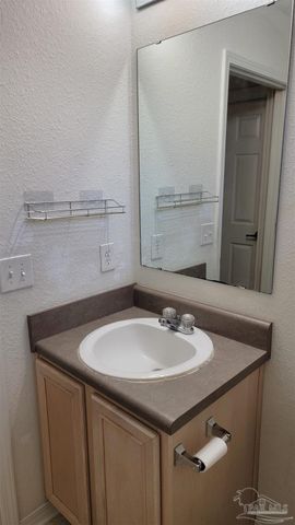 7061 Season Dr, Milton, FL 32570