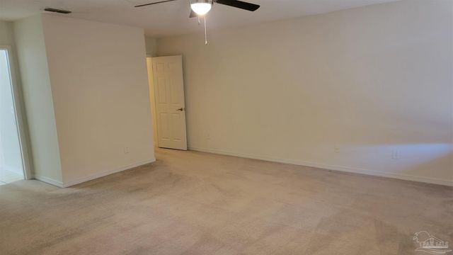 7061 Season Dr, Milton, FL 32570