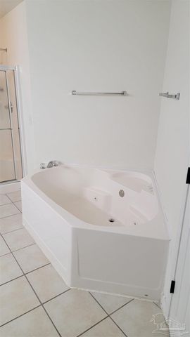 7061 Season Dr, Milton, FL 32570