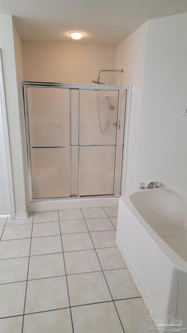 7061 Season Dr, Milton, FL 32570