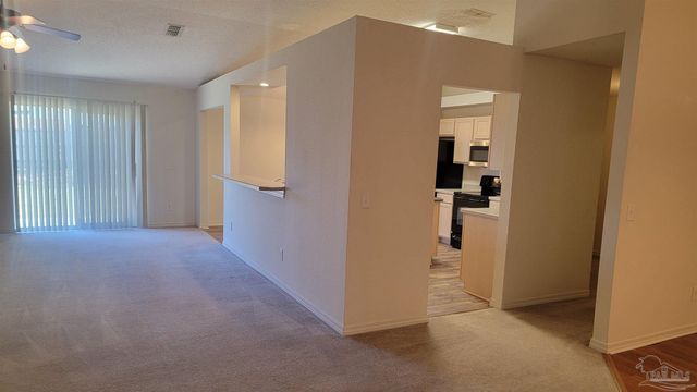 7061 Season Dr, Milton, FL 32570