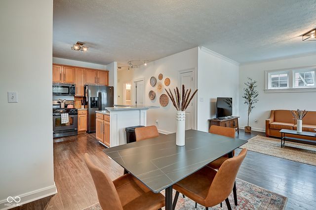 1608 Columbia Avenue, Indianapolis, IN 46202