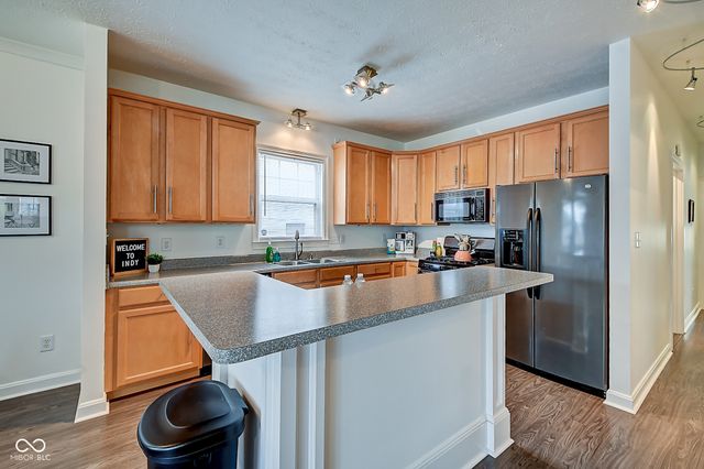 1608 Columbia Avenue, Indianapolis, IN 46202